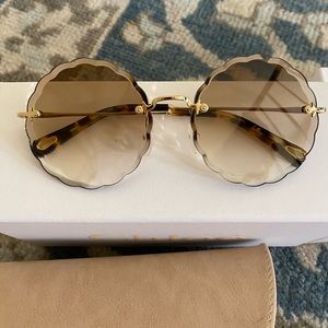 Chloe Rosie Petite Flower Sunglasses